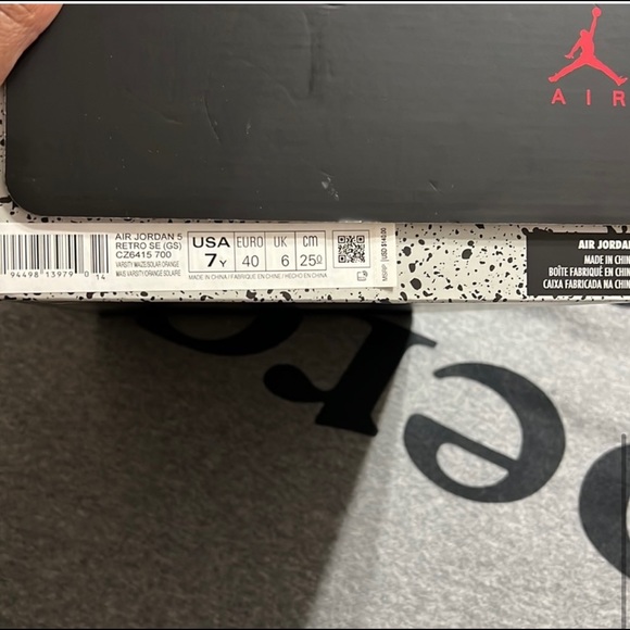 Shoes - Picture 3 of 3